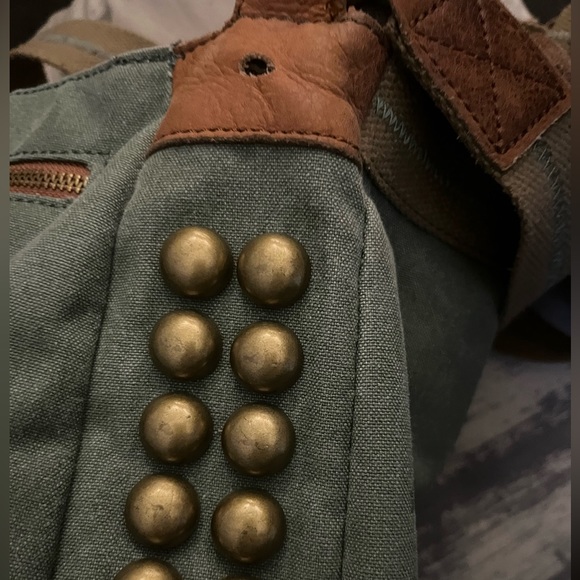 Lucky Brand Shoulder Bag - Picture 14 of 16